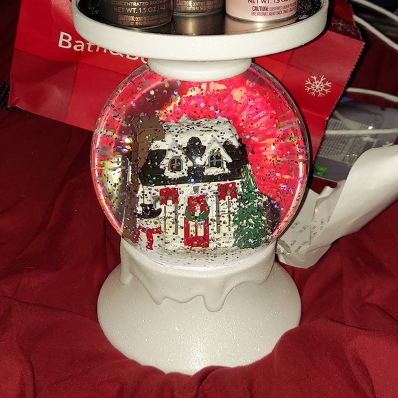 Bath & Body Works Other - Snow Globe Candle Holder
